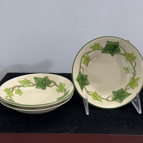 Other - 3- 1950’s Vintage Franciscan Ware Ivy Leaf Patterned fruit bowls 5 3/8“